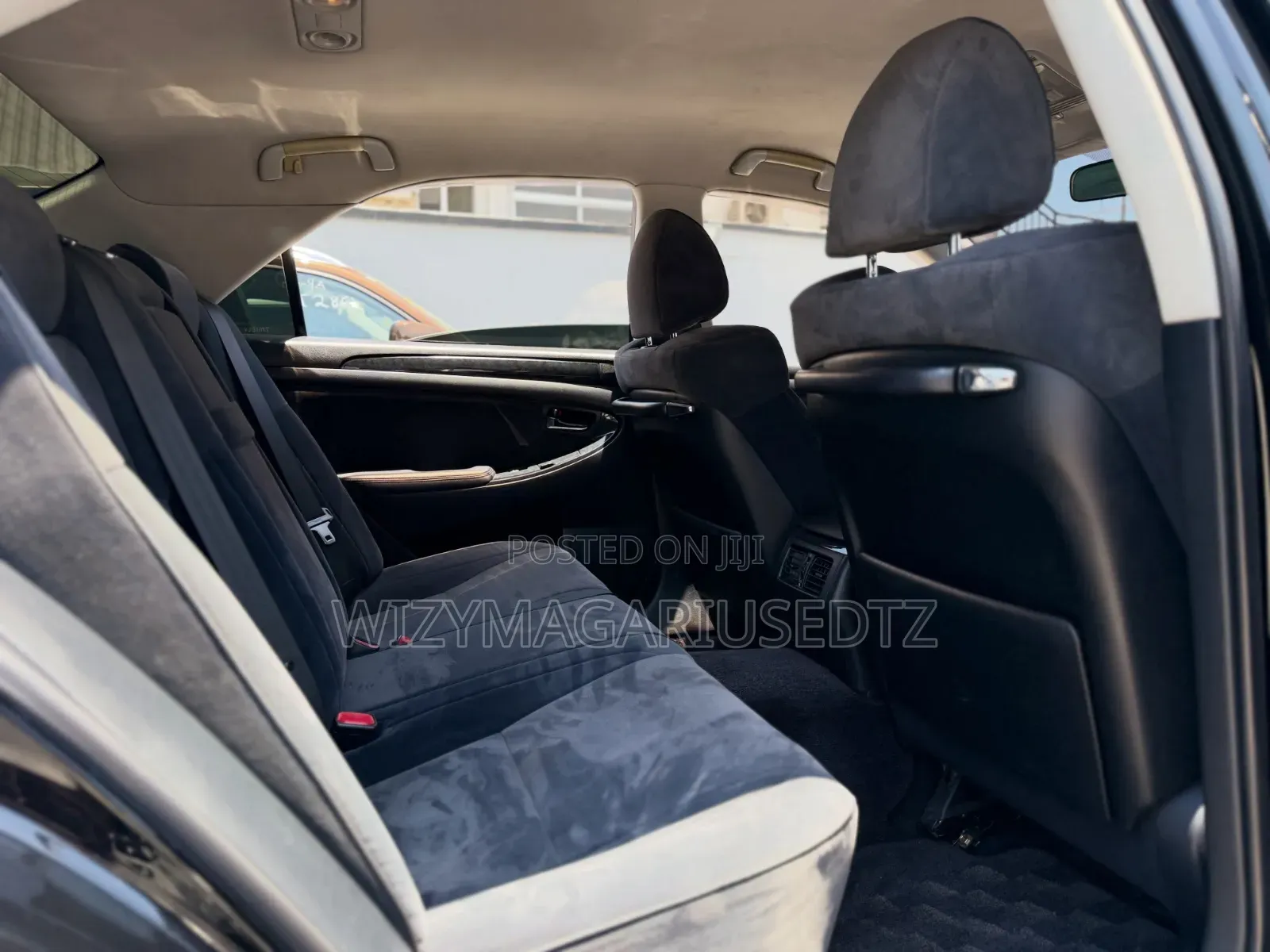 Toyota Crown 2004 Black