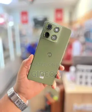 New Motorola Edge 70 5G 512 GB Green