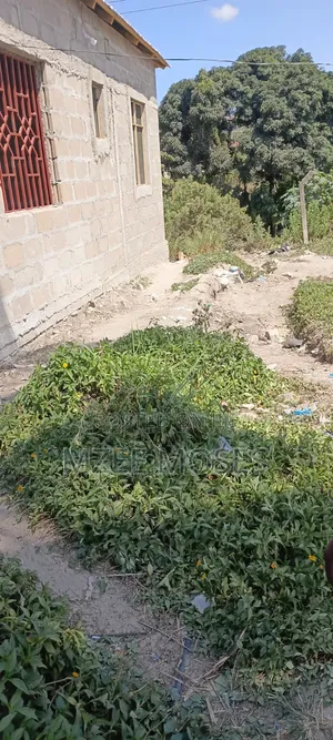 Kiwanja Kinauzwa Kipo Mbezi Mwisho Njeteni