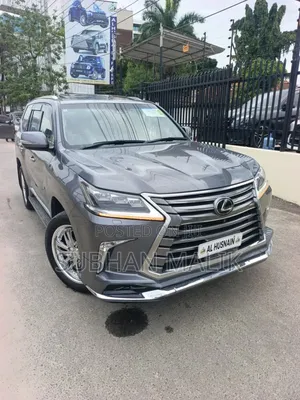 Lexus LX 570 AWD 2018 Gray