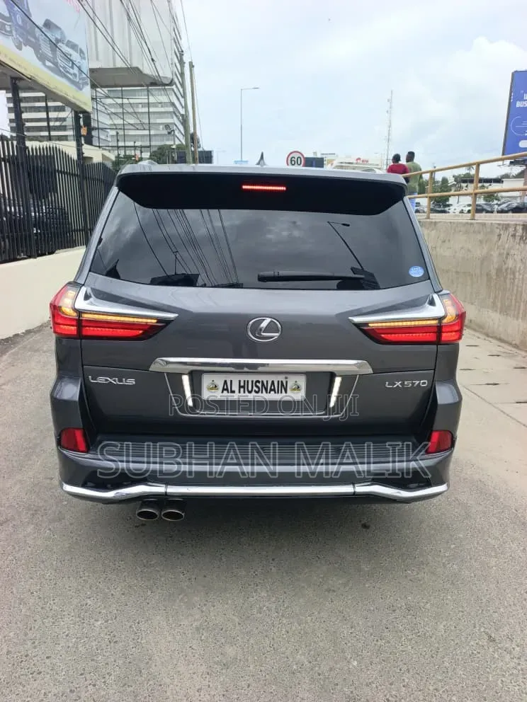 Lexus LX 570 AWD 2018 Gray