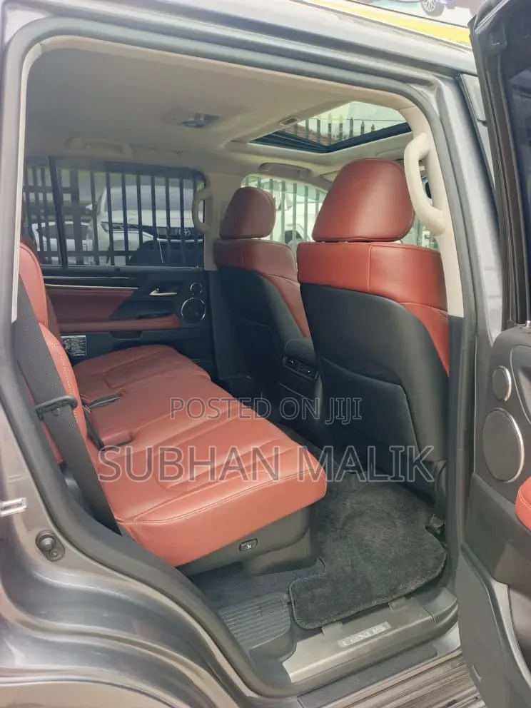 Lexus LX 570 AWD 2018 Gray