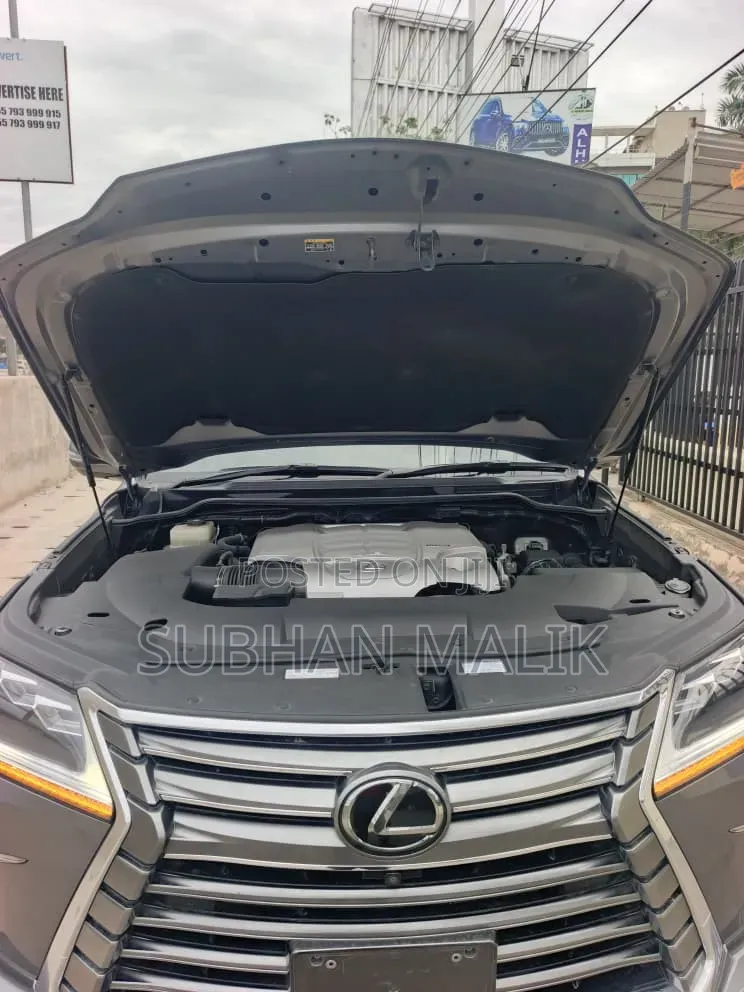 Lexus LX 570 AWD 2018 Gray