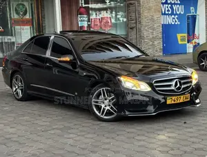 Mercedes-Benz E200 2015 Black