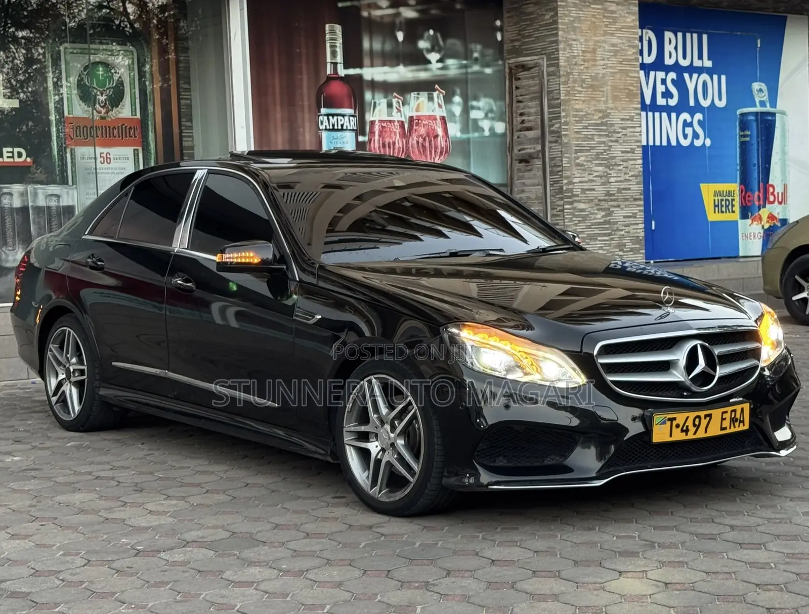 Mercedes-Benz E200 2015 Black
