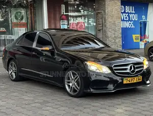 Mercedes-Benz E200 2015 Black