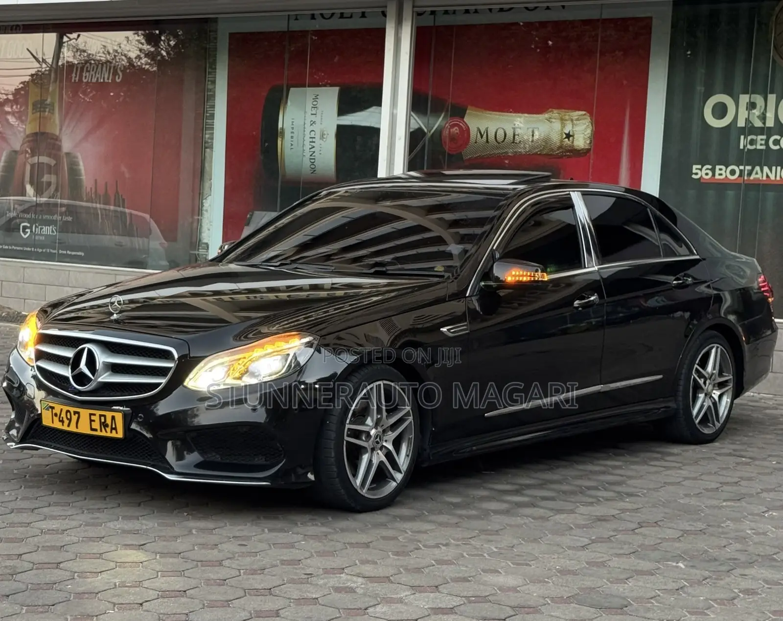 Mercedes-Benz E200 2015 Black