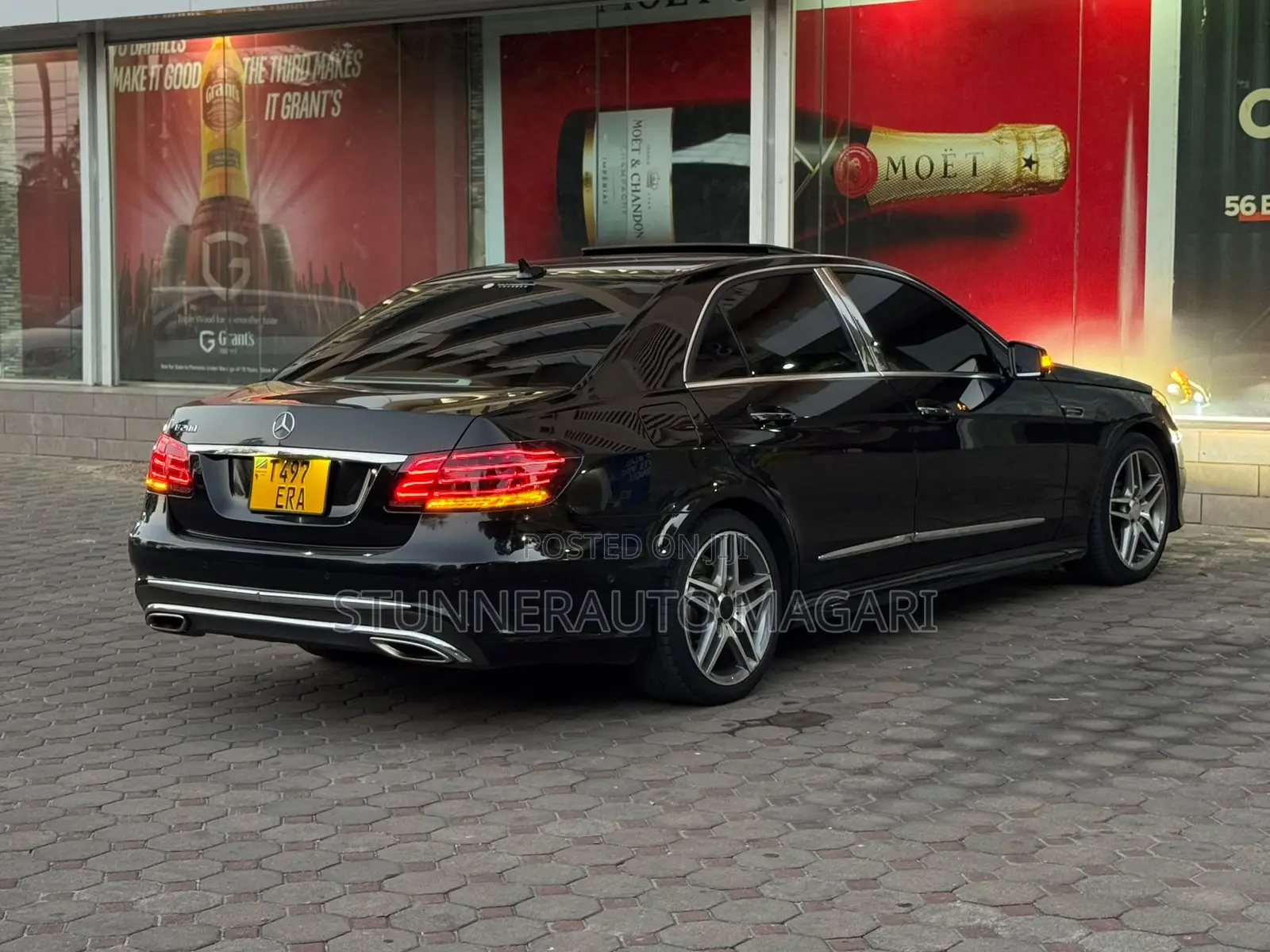Mercedes-Benz E200 2015 Black