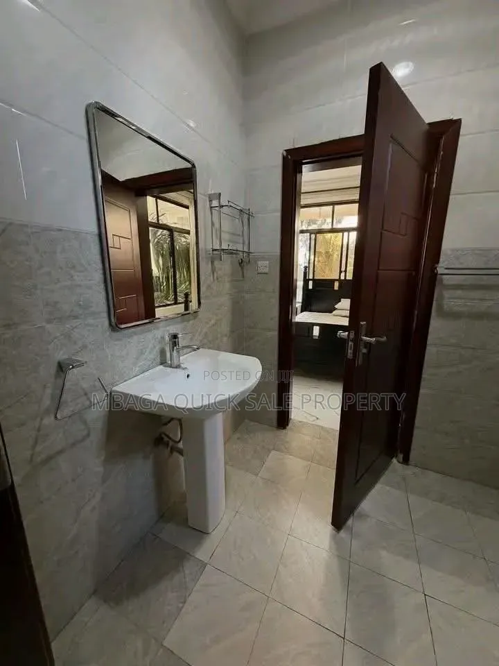 Furnished 3bdrm Apartment in Msasani for rent