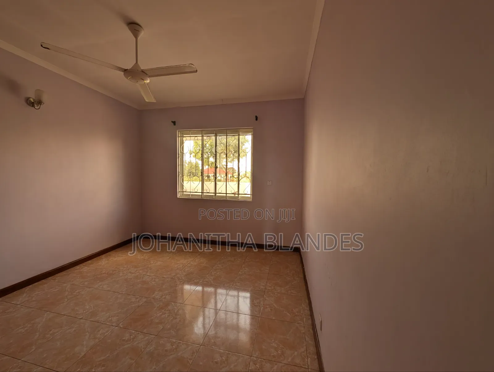 5bdrm House in Dunda for sale