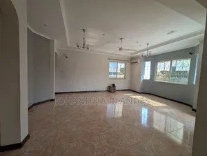 5bdrm House in Dunda for sale