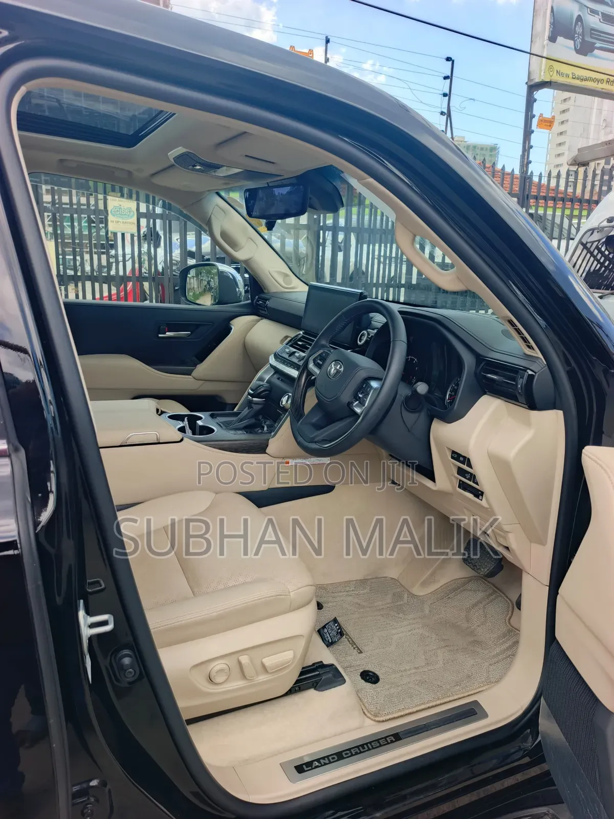 Toyota Land Cruiser LC300 2023 Black