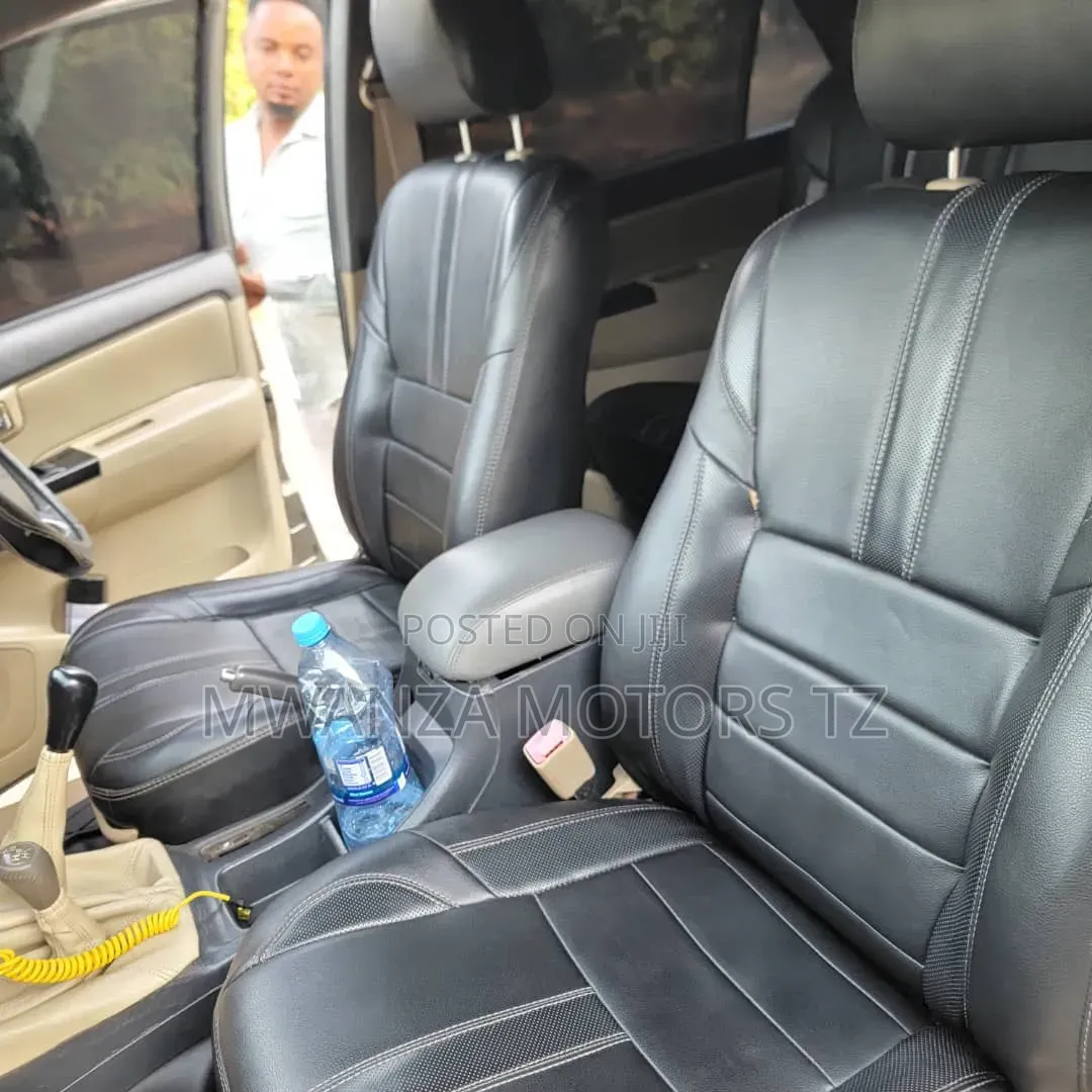 Toyota Fortuner 2013 Gray