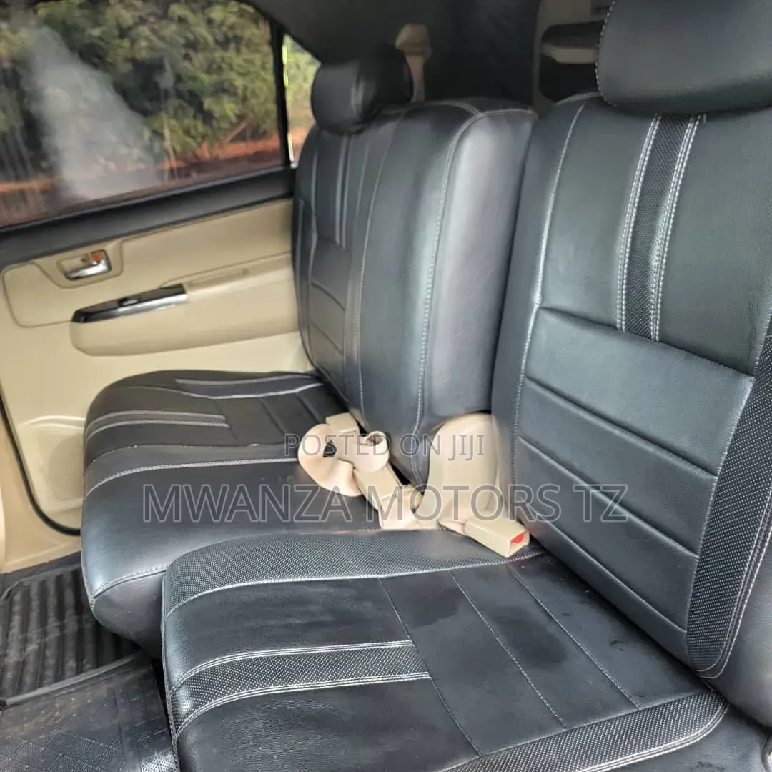 Toyota Fortuner 2013 Gray