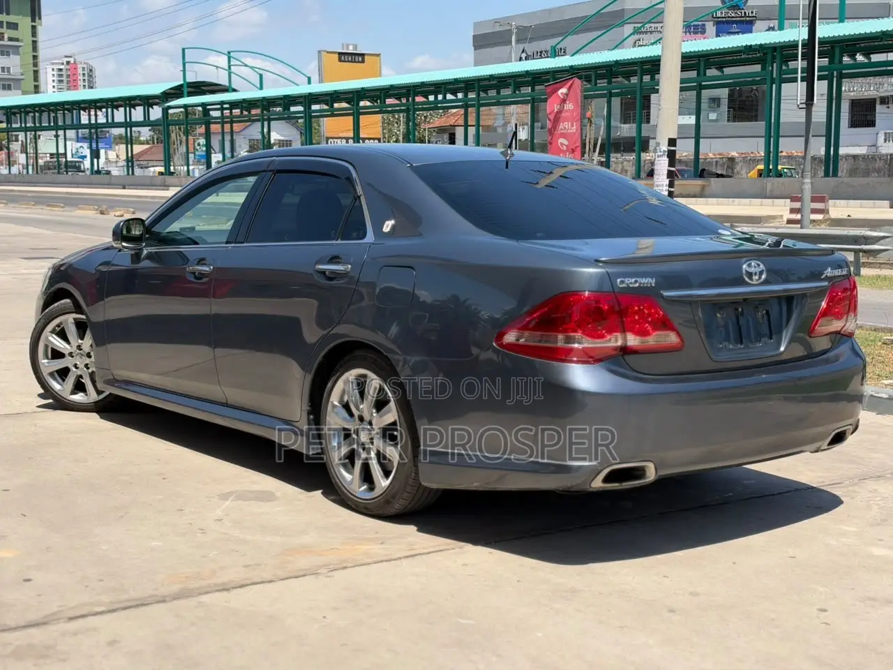 Toyota Crown 2009 Gray