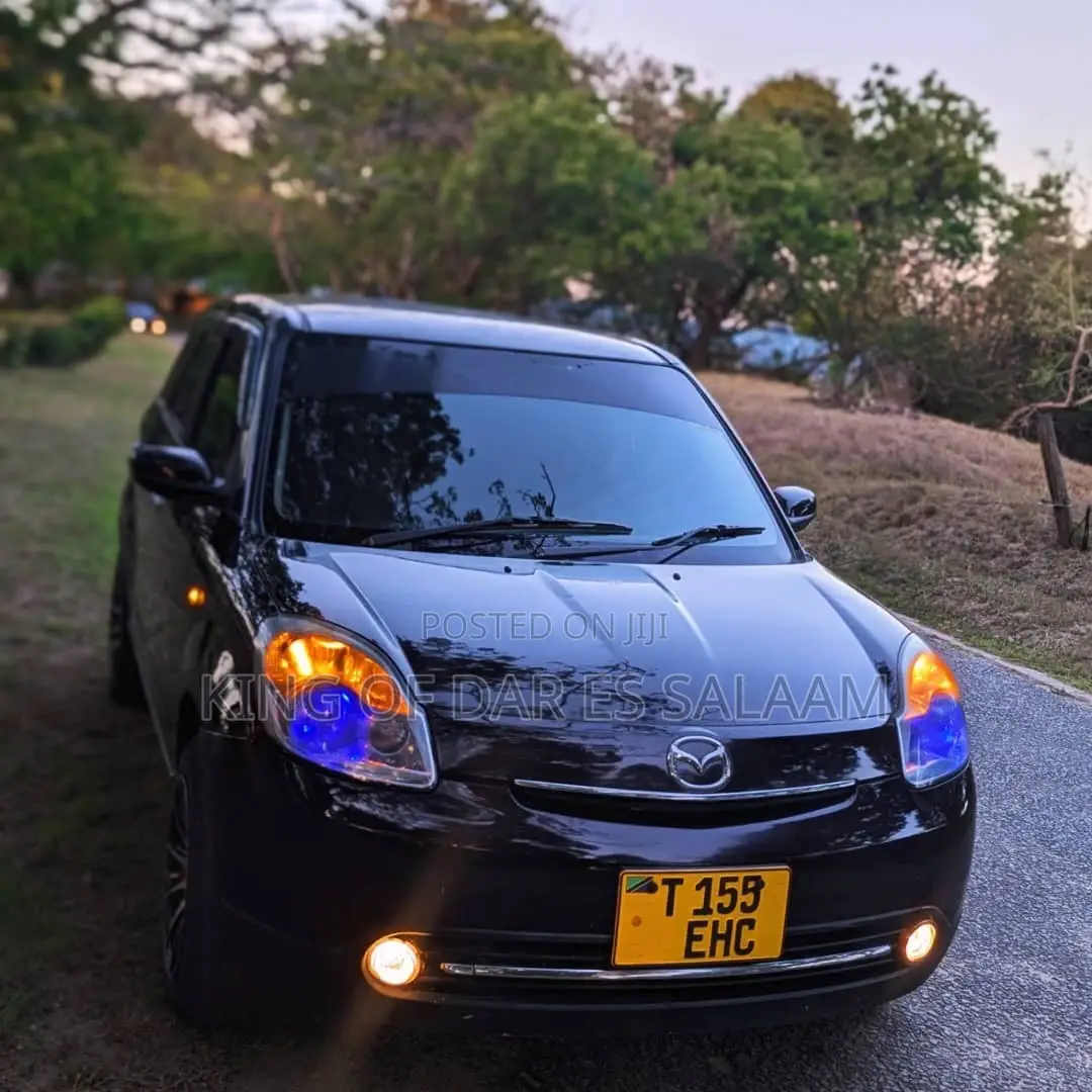 Mazda Verisa 2008 Black
