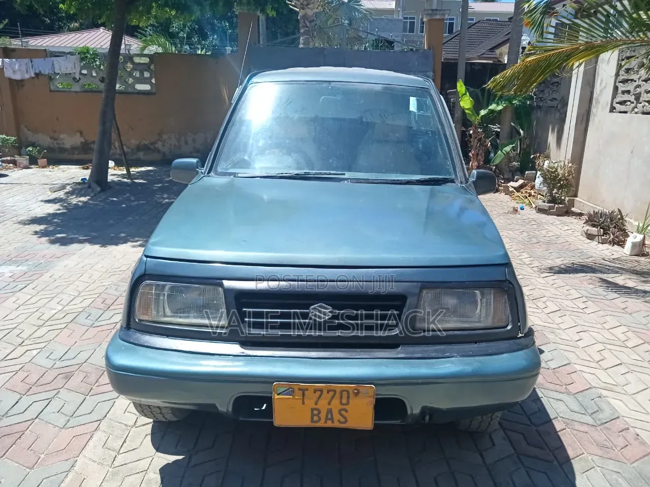 Suzuki Escudo 2000 Green