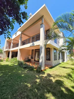 4bdrm Apartment in Mpiji Street, Mbweni for sale