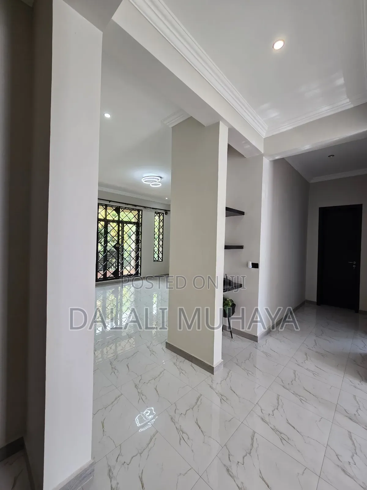 4bdrm Apartment in Mpiji Street, Mbweni for sale