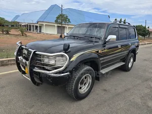 Toyota Land Cruiser 2000 Black
