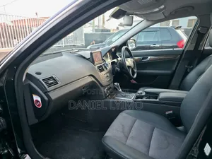 Mercedes-Benz C200 2008 Black