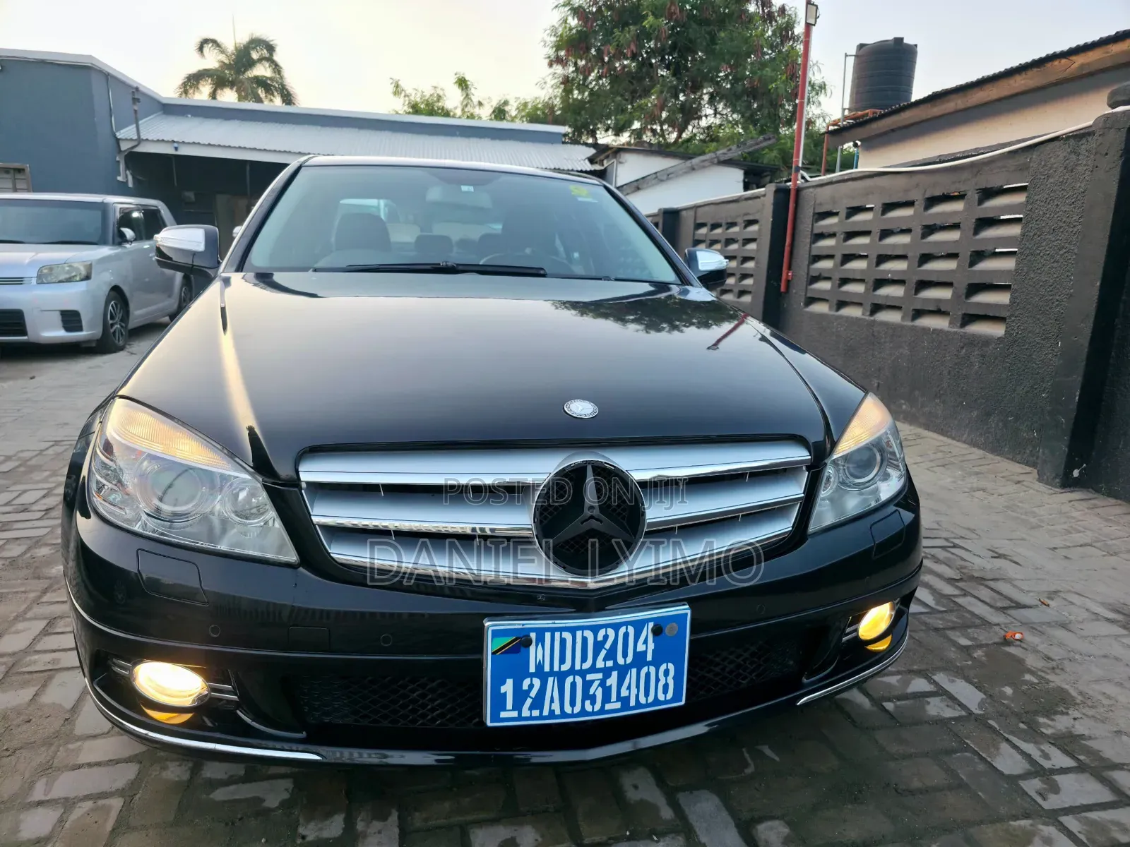 Mercedes-Benz C200 2008 Black