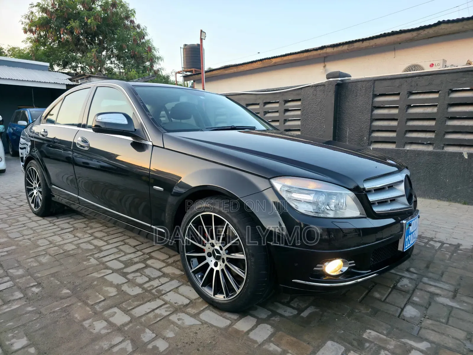 Mercedes-Benz C200 2008 Black