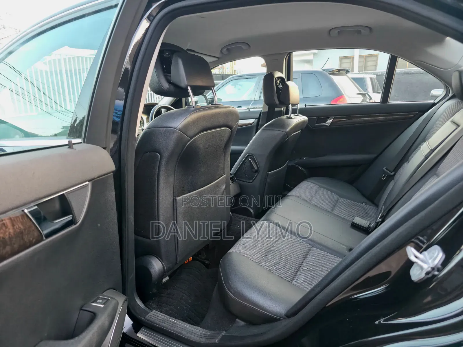 Mercedes-Benz C200 2008 Black