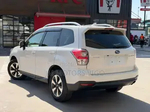 Subaru Forester 2016 Pearl