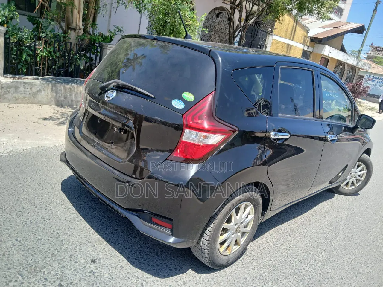Nissan Note 2018 Black