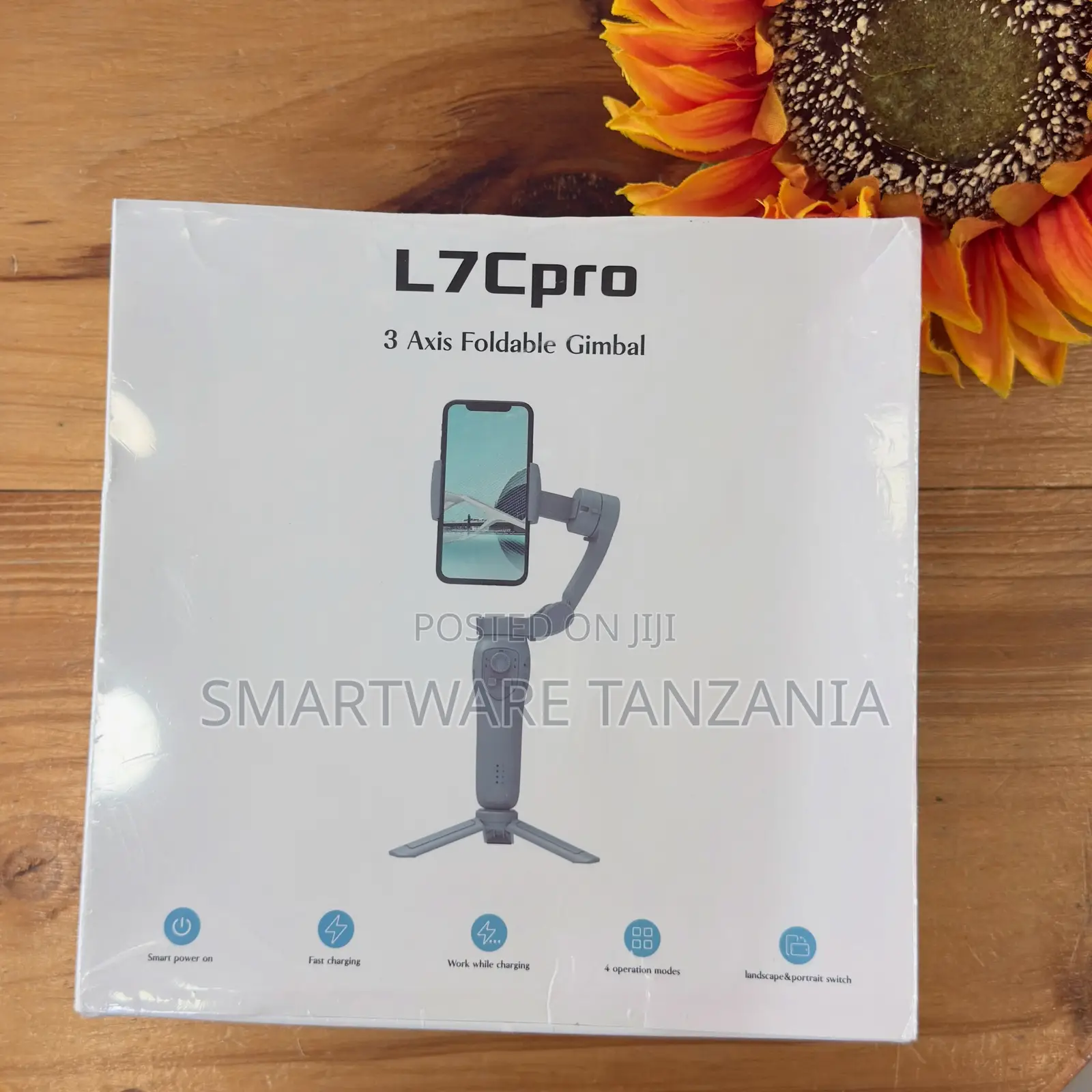 L7Cpro 3 Axis Foldable Gimbal With Fast Charging and 4 Operation Modes