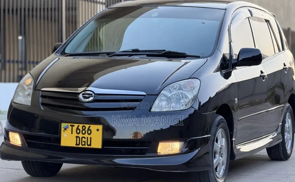 Toyota Corolla Spacio 2004 Black