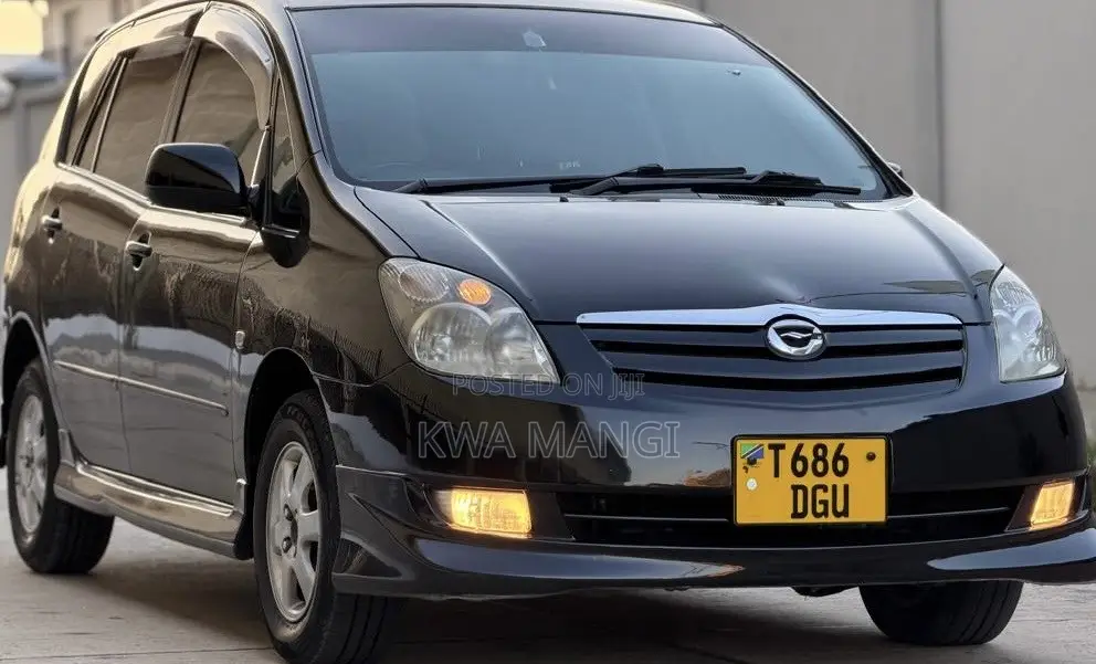 Toyota Corolla Spacio 2004 Black