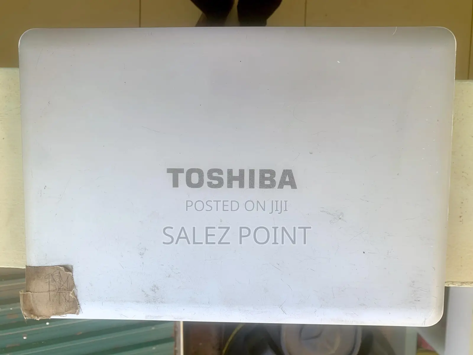 Laptop Toshiba Satellite L450 4GB Intel Core i3 HDD 500GB