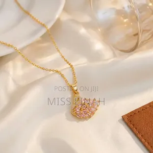 Women Chain