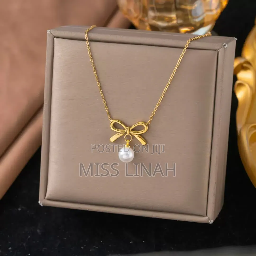 Women Chain