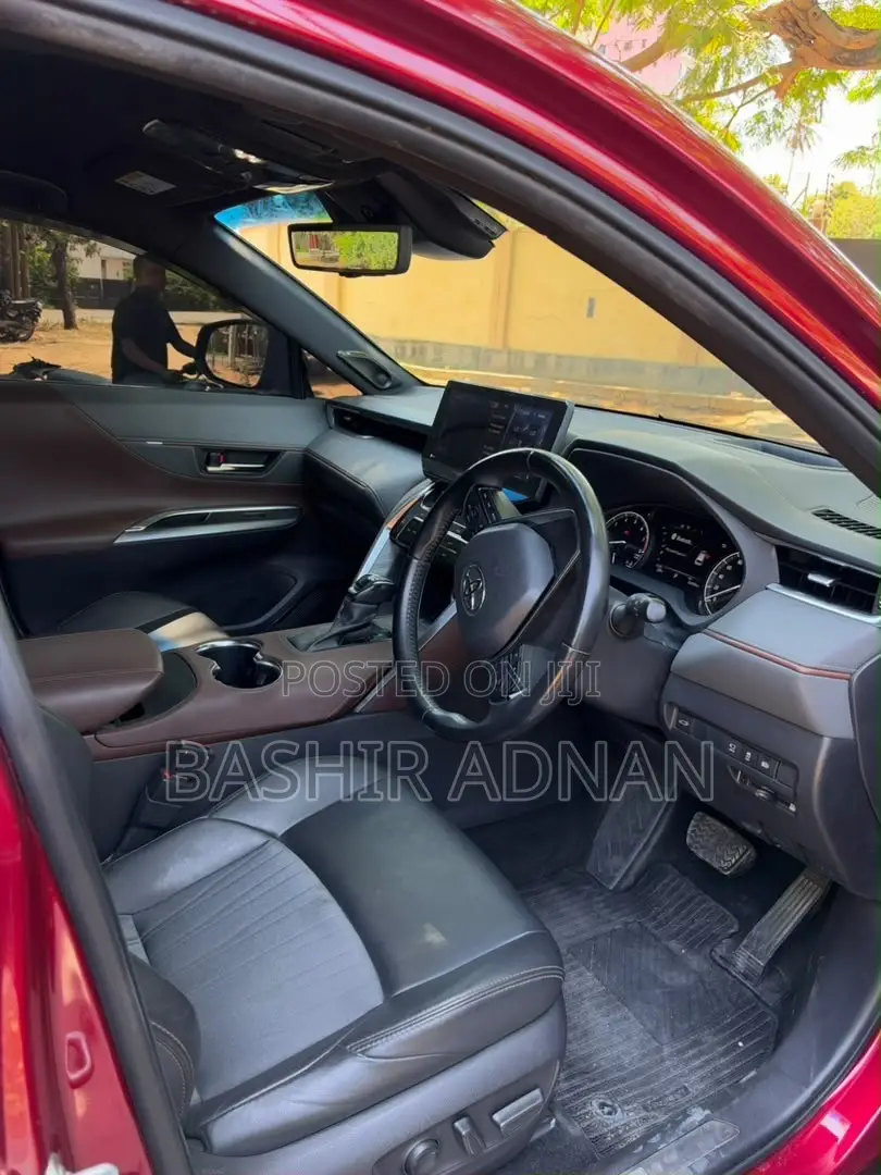 Toyota Harrier Z 2021 Maroon