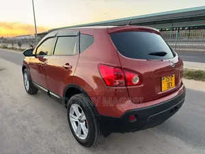 Nissan Dualis 2009 Orange