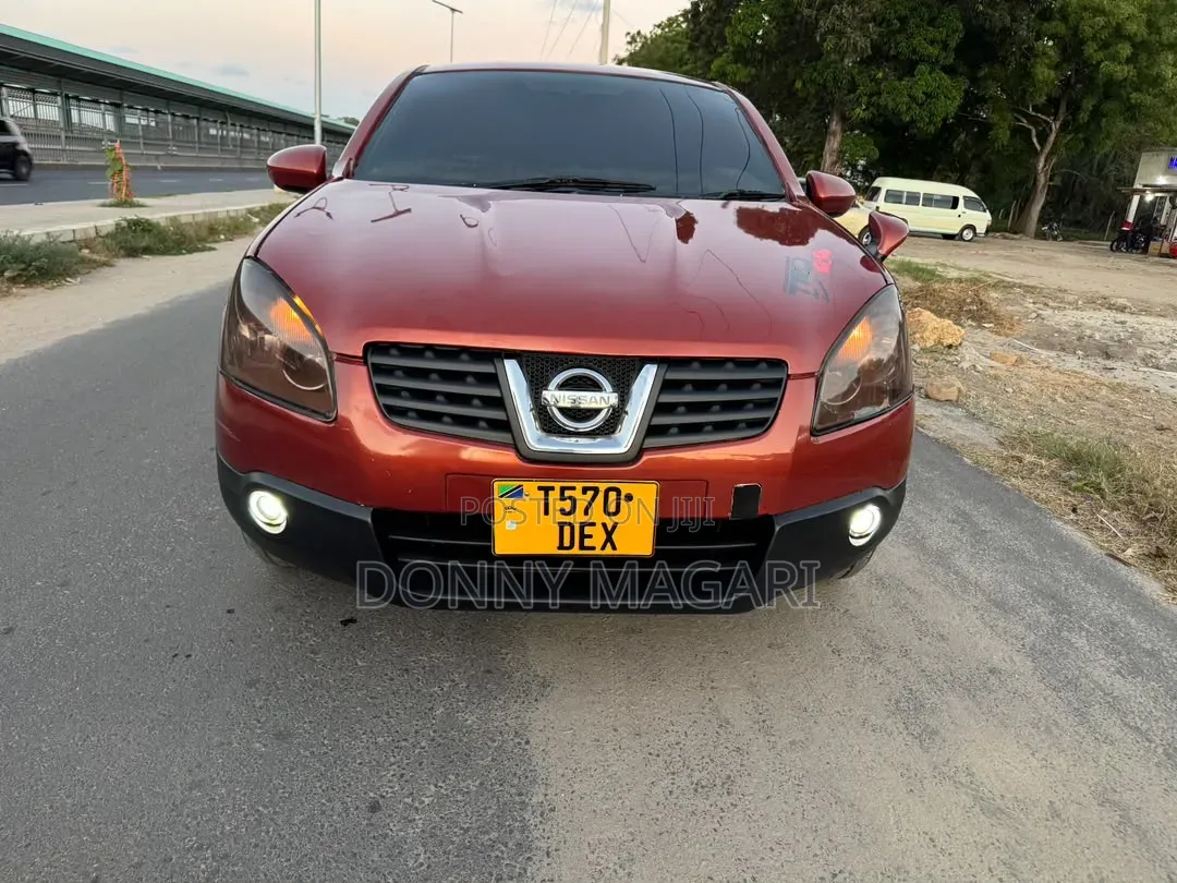 Nissan Dualis 2009 Orange