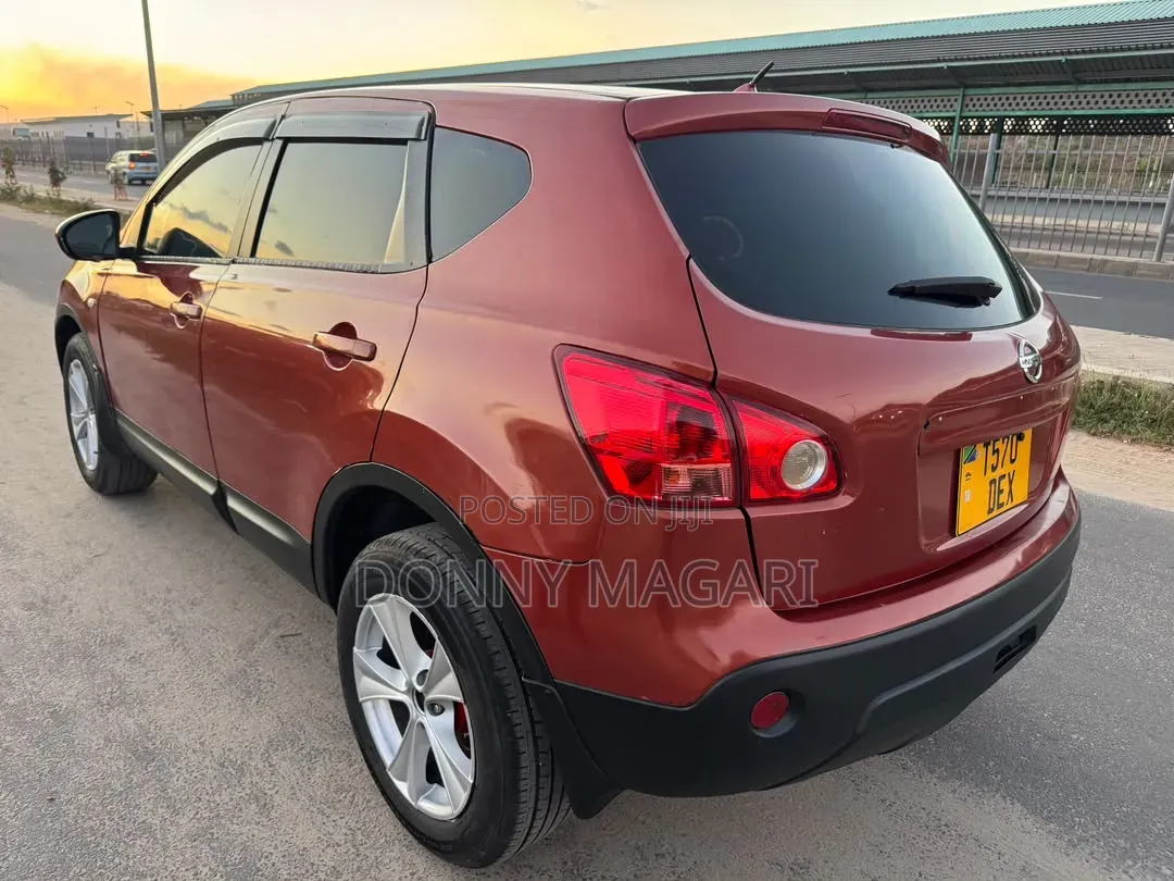 Nissan Dualis 2009 Orange