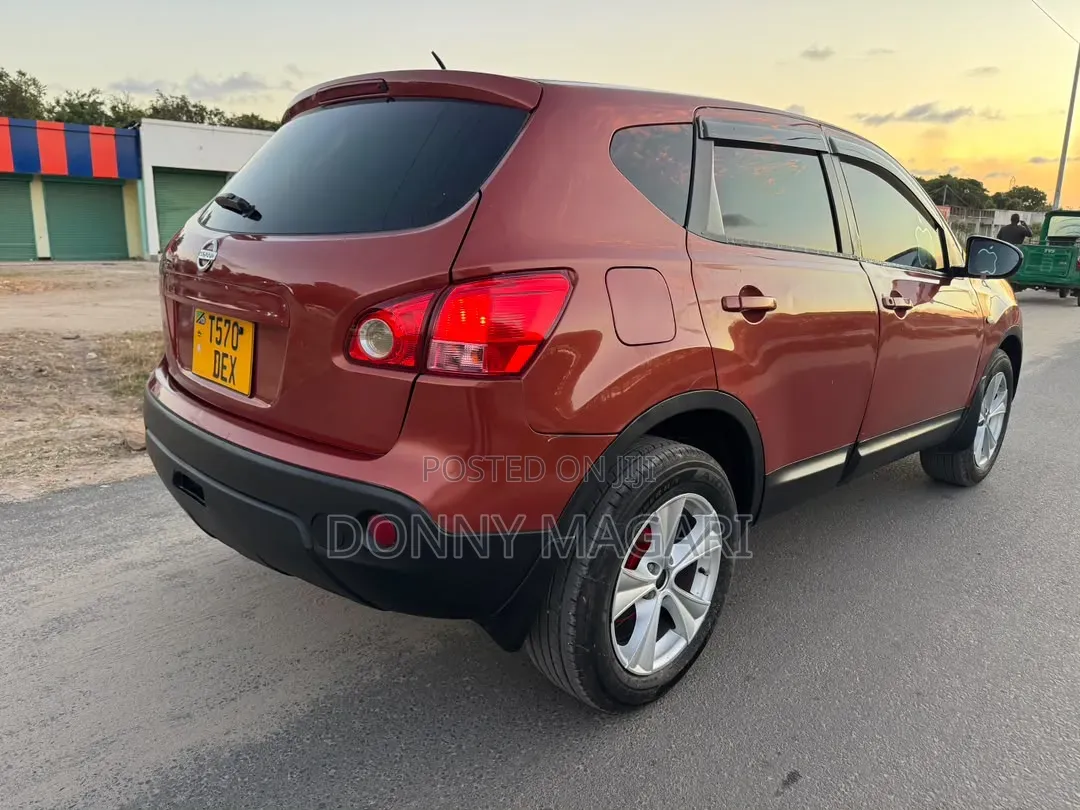 Nissan Dualis 2009 Orange