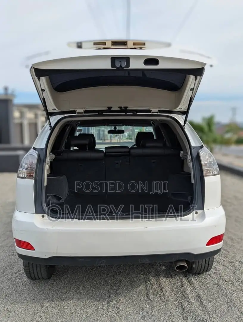 Toyota Harrier 2005 White