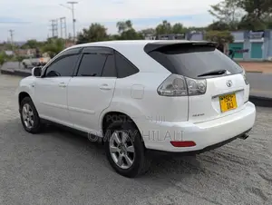 Toyota Harrier 2005 White