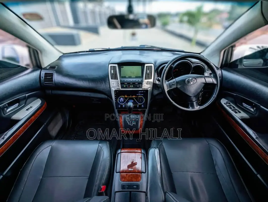 Toyota Harrier 2005 White