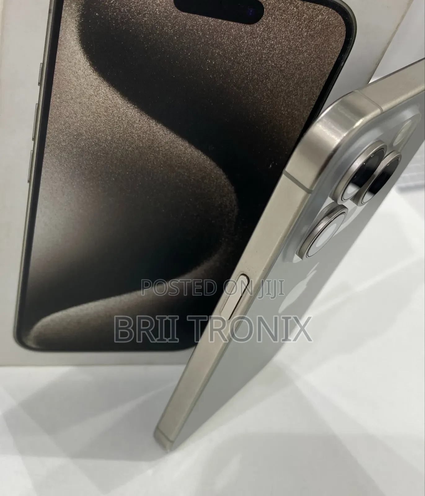 New Apple iPhone 15 Pro 256 GB