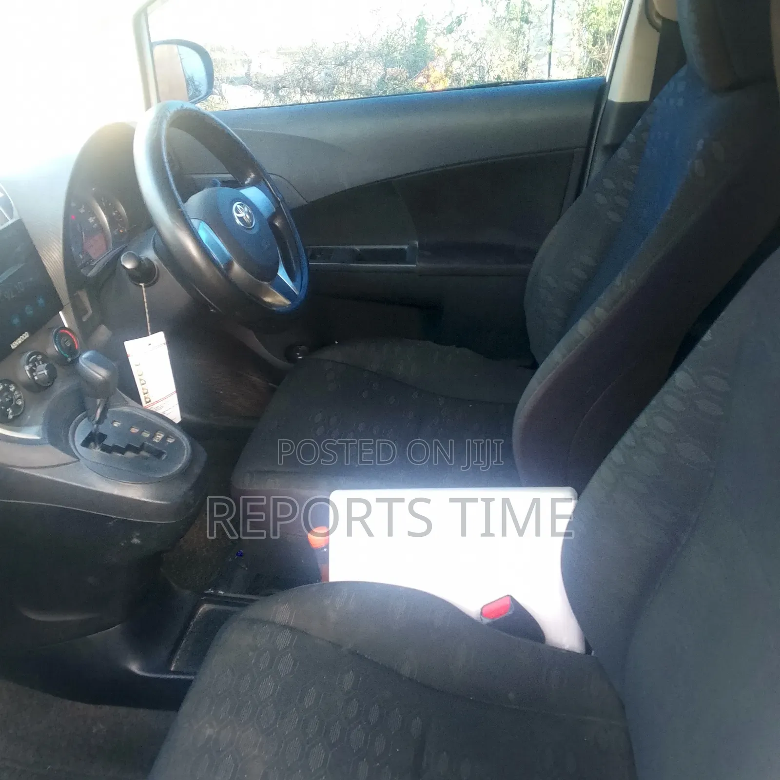 Toyota Ractis 1.5 AWD 2014 White