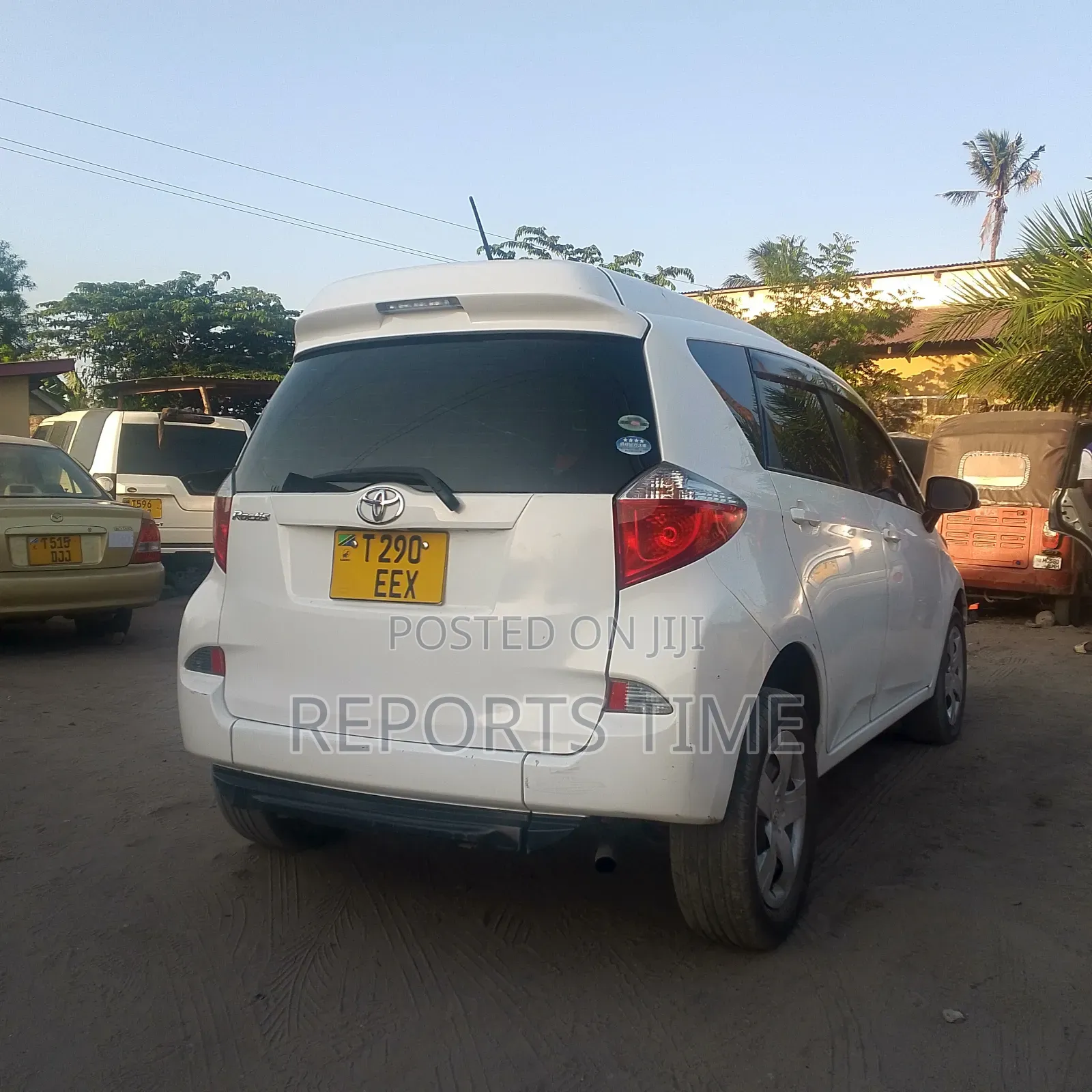 Toyota Ractis 1.5 AWD 2014 White