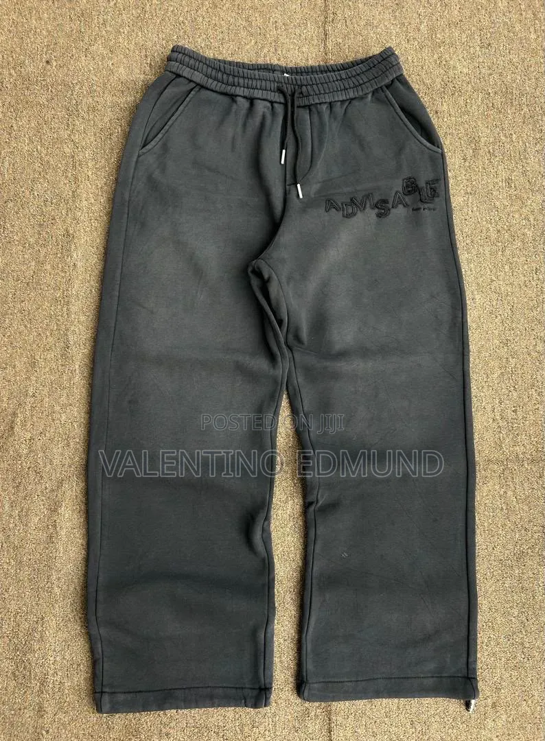 Baggy Jeans