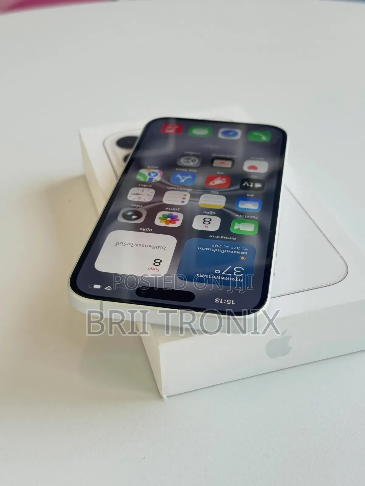 New Apple iPhone 16 256 GB White