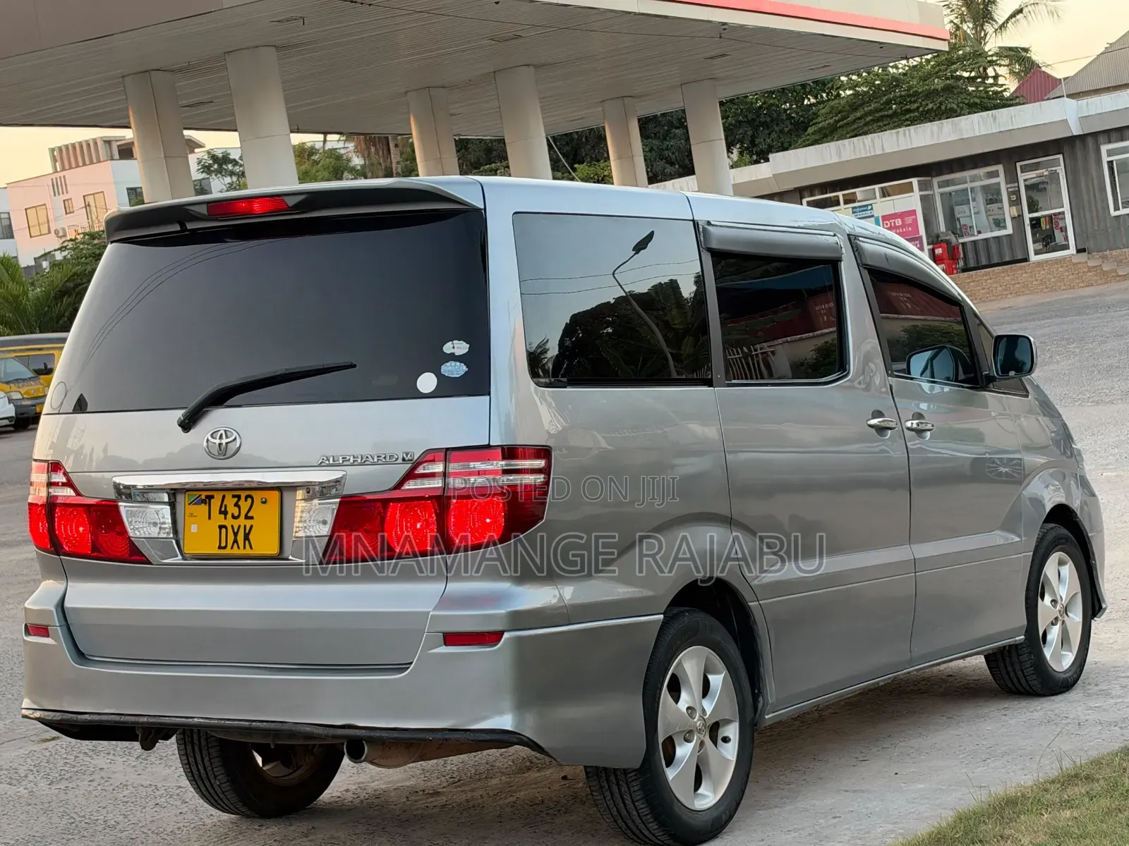 Toyota Alphard 2007 Silver